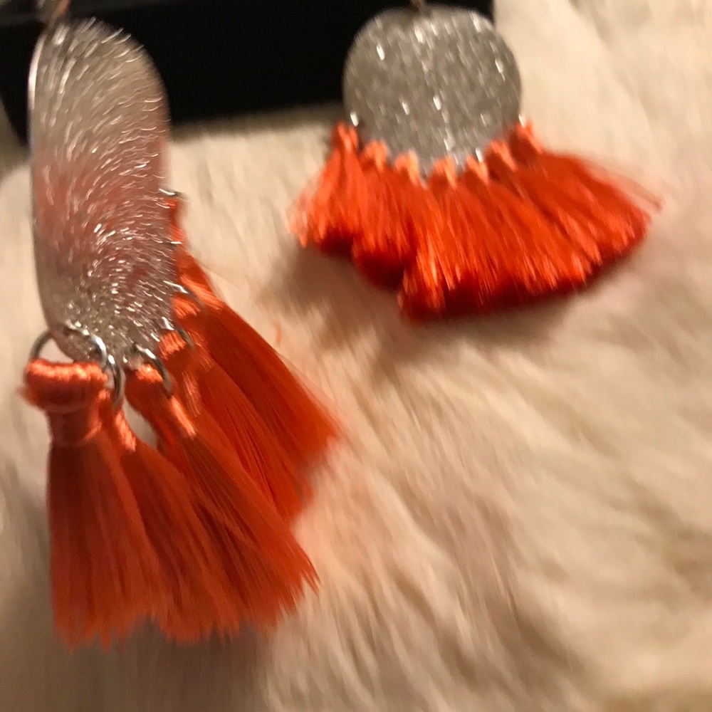 Earrings - Picture 4 of 7